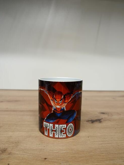 Kubek personalizowany z własną grafiką