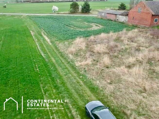 Dzialka budowlana 1270 m’