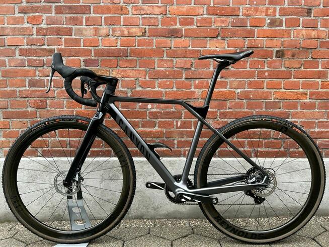 Rower Canyon Inflite CF SL Disc Carbon 7,6kg Gravel 2021