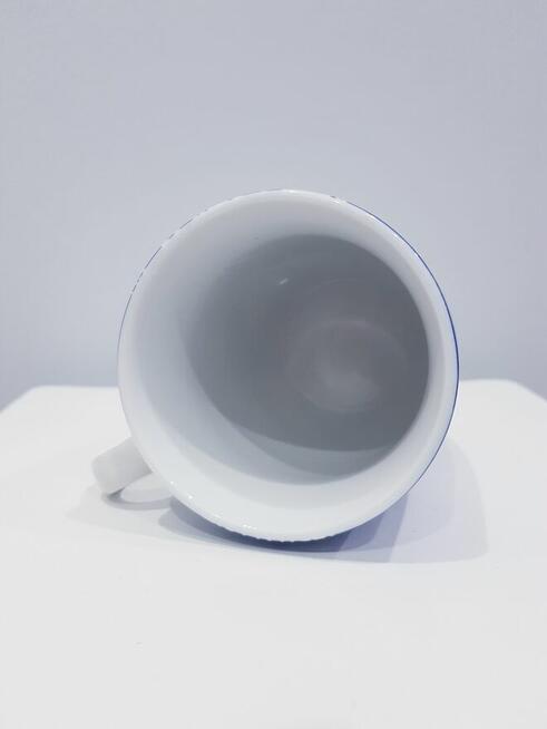 Kubek ceramiczny z imitacją haftu