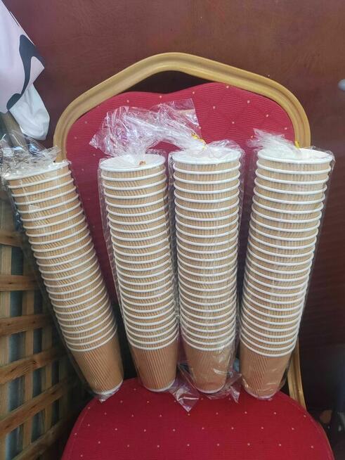 Kubki do Kawy napojów z tektury papieru Jednorazowe pokrywka