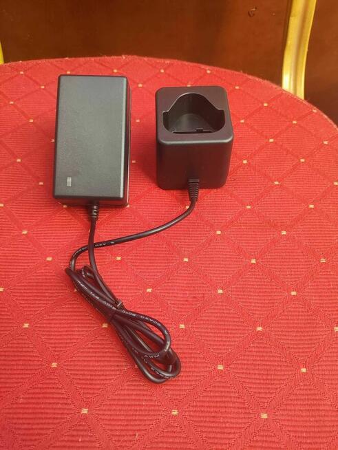 Ładowarka do akumulatorów baterii 12V Ridgid Black Decker