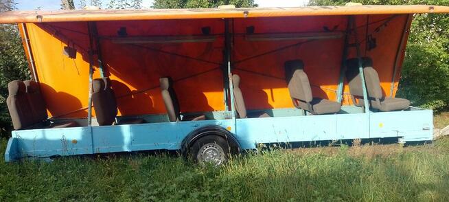 Sprzedam przyczepę z siedzeniami