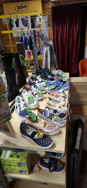 Odsprzedam obuwie Po likwidacji sklepu . Częstochowa