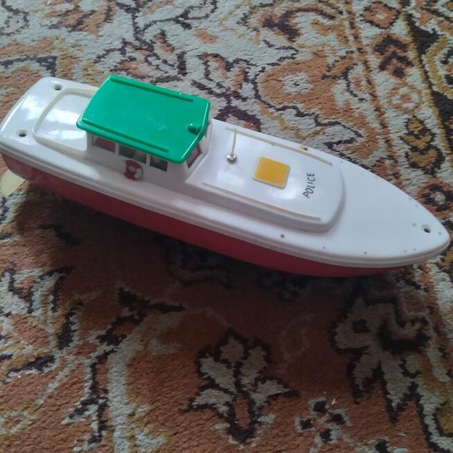 Zabawka motorówka PRL