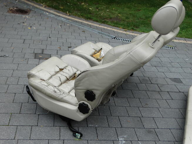 Komplet foteli z Audi A4 B5/B6 (1995–2005) + roleta