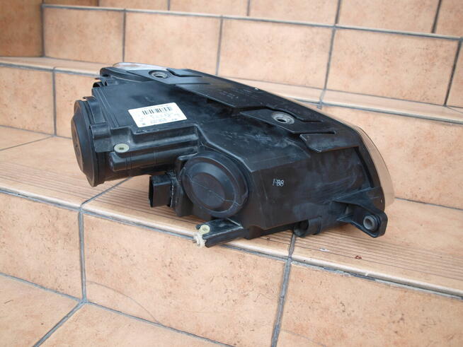 VW Passat B6 lampa lewa przód (zwykła) 2005 - 2010r (europa)