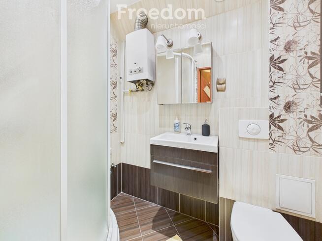 Trzy pokoje, spora przestrzeń, do wejścia od razu