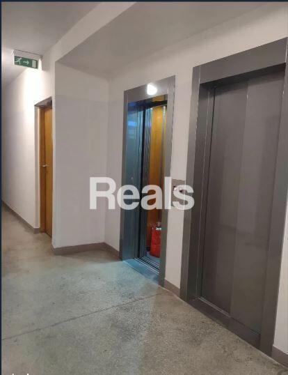 Trzypokojoe do aranżacji, przy Polach Mokotowskich