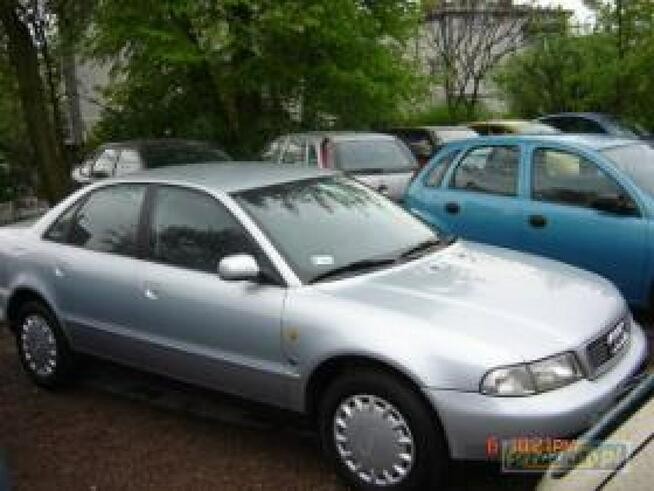 Audi A4 BEZWYPADKOWY85tys.km.idealnySERWISOWANYkrajowy