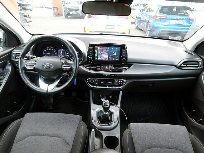 Hyundai i30 1,5 16V FullLED+NAVI+Kamera+Podgrz.FOT+KIER GWAR. 1WŁ Kraj Bezwyp F23%