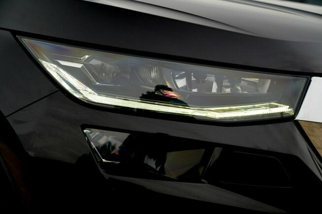 Škoda Kodiaq STYLE acc kamera FUL LED skóra NAWI grzana kierownica i fotele 7 OSÓB