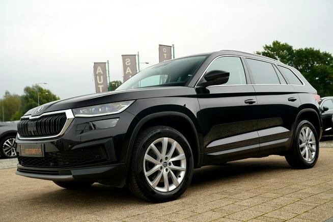 Škoda Kodiaq STYLE acc kamera FUL LED skóra NAWI grzana kierownica i fotele 7 OSÓB