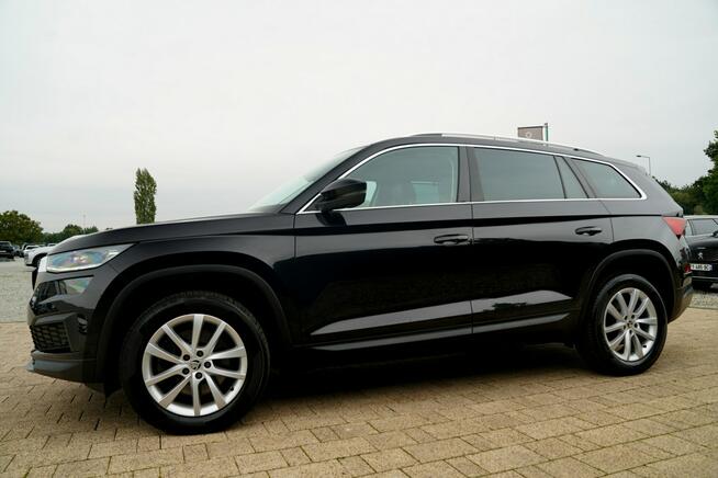 Škoda Kodiaq STYLE acc kamera FUL LED skóra NAWI grzana kierownica i fotele 7 OSÓB