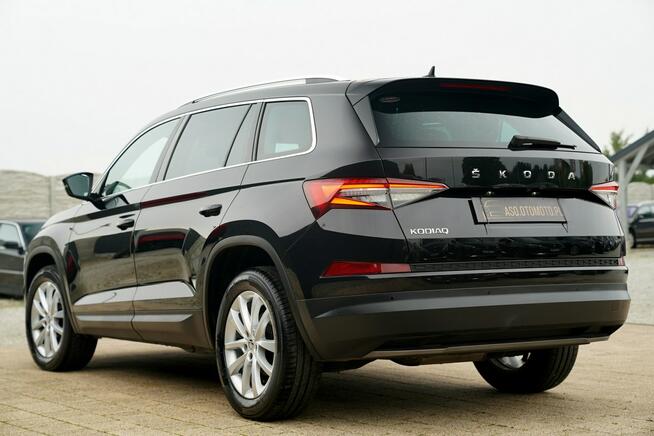 Škoda Kodiaq STYLE acc kamera FUL LED skóra NAWI grzana kierownica i fotele 7 OSÓB