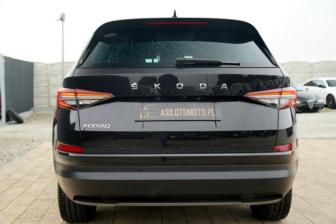 Škoda Kodiaq STYLE acc kamera FUL LED skóra NAWI grzana kierownica i fotele 7 OSÓB
