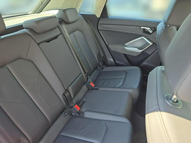 Audi Q3 quattro_ReflektorLED_Skóra_Asystenci_Ambiente_Gwarancja