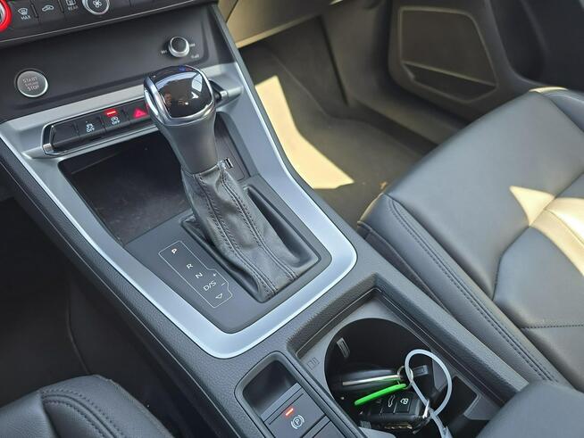 Audi Q3 quattro_ReflektorLED_Skóra_Asystenci_Ambiente_Gwarancja