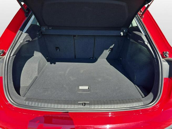 Audi Q3 quattro_ReflektorLED_Skóra_Asystenci_Ambiente_Gwarancja