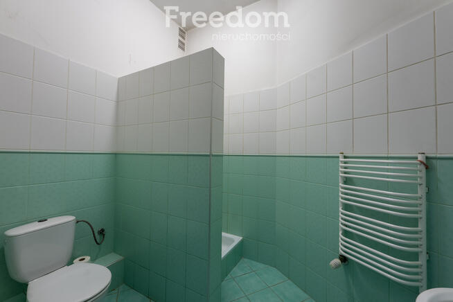 Lokal handlowo - usługowy 220m2