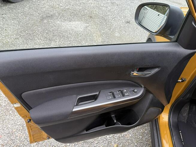 Suzuki Vitara 4x4. Kamera . Radar. Navigacja.