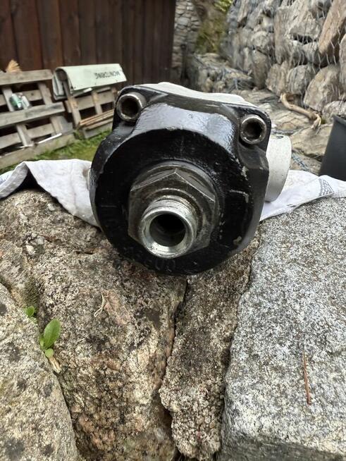 Pompa hydrauliczna tłoczkowa od hakowca