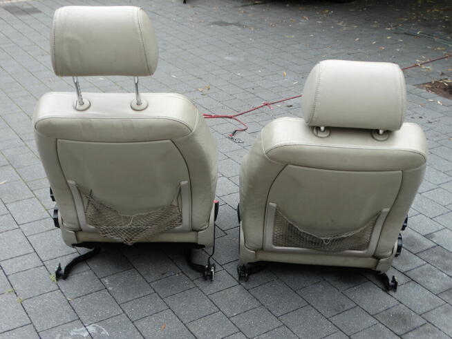 Komplet foteli z Audi A4 B5/B6 (1995–2005) + roleta