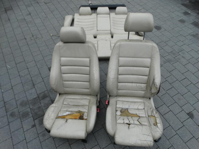 Komplet foteli z Audi A4 B5/B6 (1995–2005) + roleta