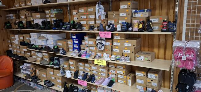 Odsprzedam obuwie Po likwidacji sklepu . Częstochowa