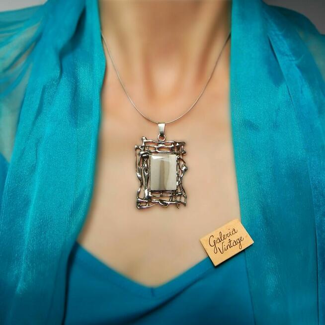 Wisior prostokątny, krzemień pasiasty, szary, srebro pr. 925