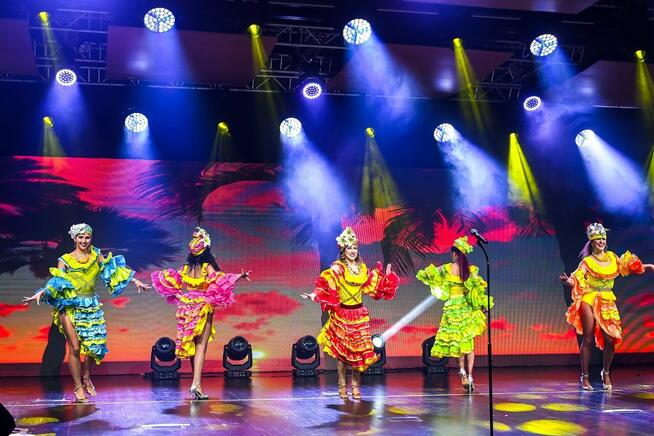 Tancerki samby brazylijskiej - pokazy taneczne Zespół Queens