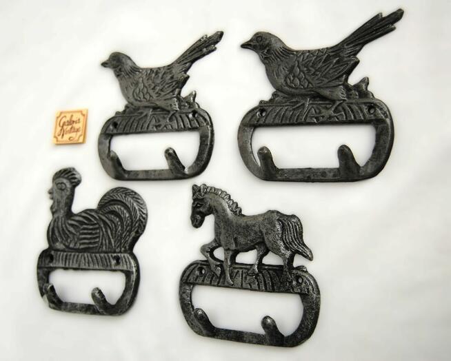 Wieszak żeliwny rustykalny, wiejski styl, ptak, kogut, koń