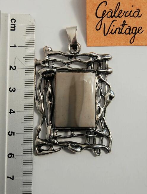 Wisior prostokątny, krzemień pasiasty, szary, srebro pr. 925