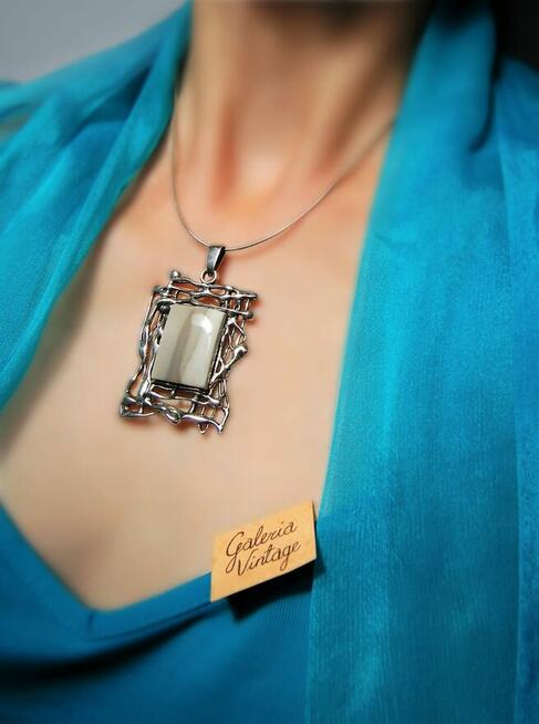 Wisior prostokątny, krzemień pasiasty, szary, srebro pr. 925