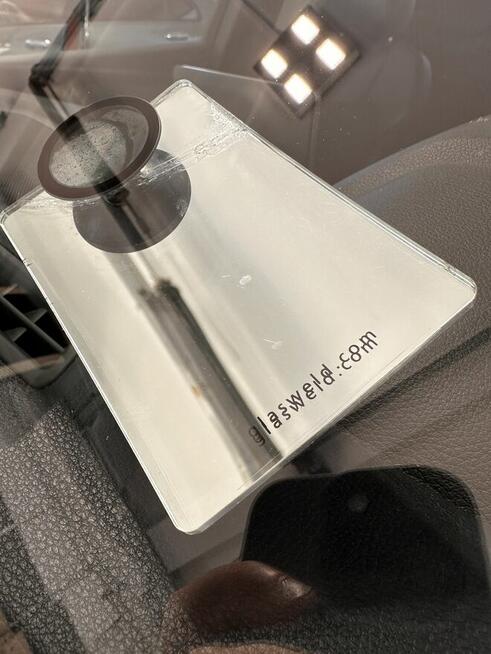 Naprawa szyb samochodowych