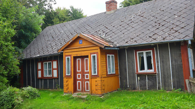 Urocza posiadłość w Ganach – dom, budynki gospodarcze 51 ar