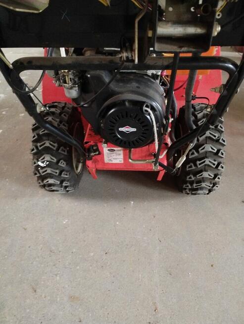 Odśnieżarka spalinowa firmy ARIENS, USA typ ST 36 DLE pro