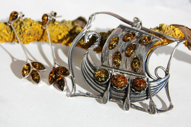 Łódź Wikingów drakkar wisior i kolczyki srebro 925 bursztyn