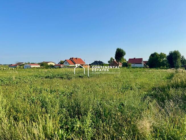 Dwie działki budowlane w Bystrem – razem | osobno