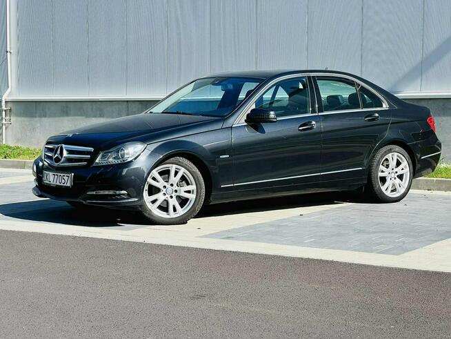 Mercedes-Benz Klasa C 200 (BlueEFFICIENCY) 7G-TRONIC Avantgarde