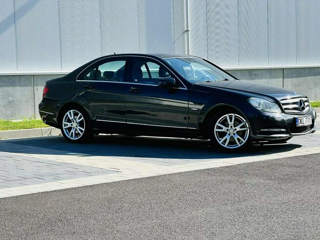 Mercedes-Benz Klasa C 200 (BlueEFFICIENCY) 7G-TRONIC Avantgarde