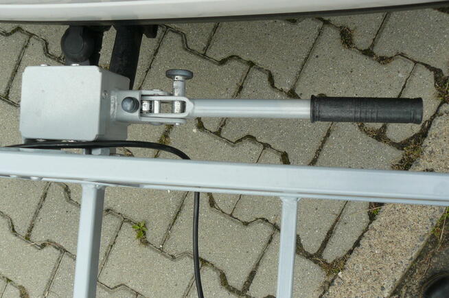 Bagażnik na hak uniwersalny montaż niemiecki oryginalny