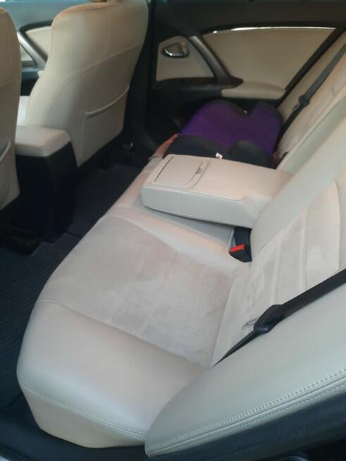 Toyota Avensis 1.8 benzyna +gaz salon Polska