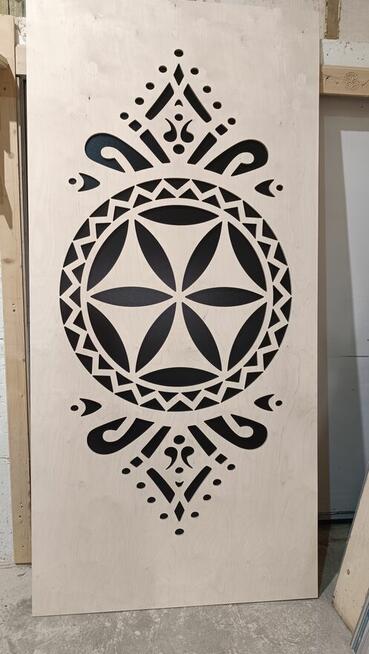 Panel dekoracyjny w stylu regionalnym • 250 × 125 cm • Góral