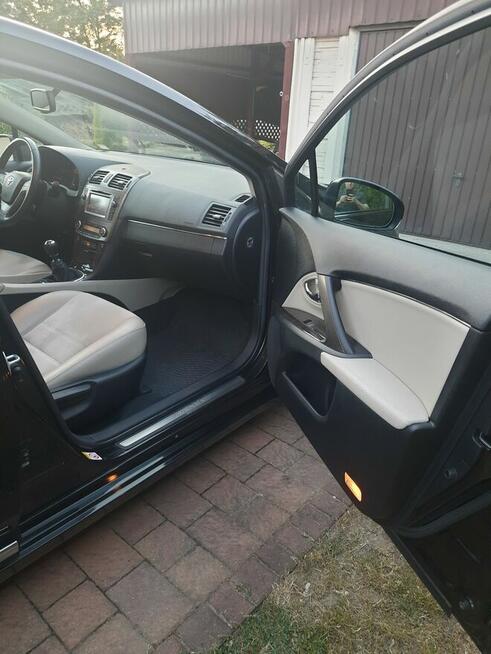 Toyota Avensis 1.8 benzyna +gaz salon Polska