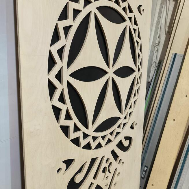 Panel dekoracyjny w stylu regionalnym • 250 × 125 cm • Góral