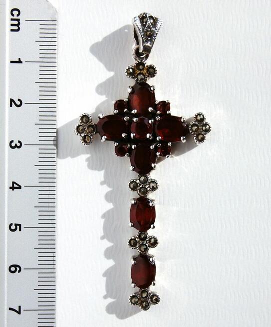 Krzyż, granaty, piryty, srebro pr. 925 wisior vintage