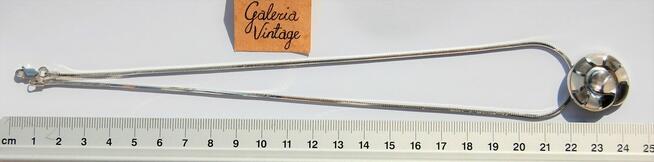 Wisior na łańcuszku, muszla, masa perłowa, srebro pr. 925