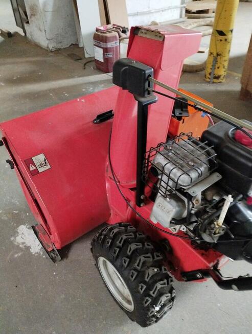 Odśnieżarka spalinowa firmy ARIENS, USA typ ST 36 DLE pro