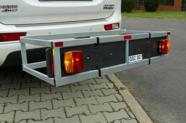 Bagażnik na hak uniwersalny montaż niemiecki oryginalny